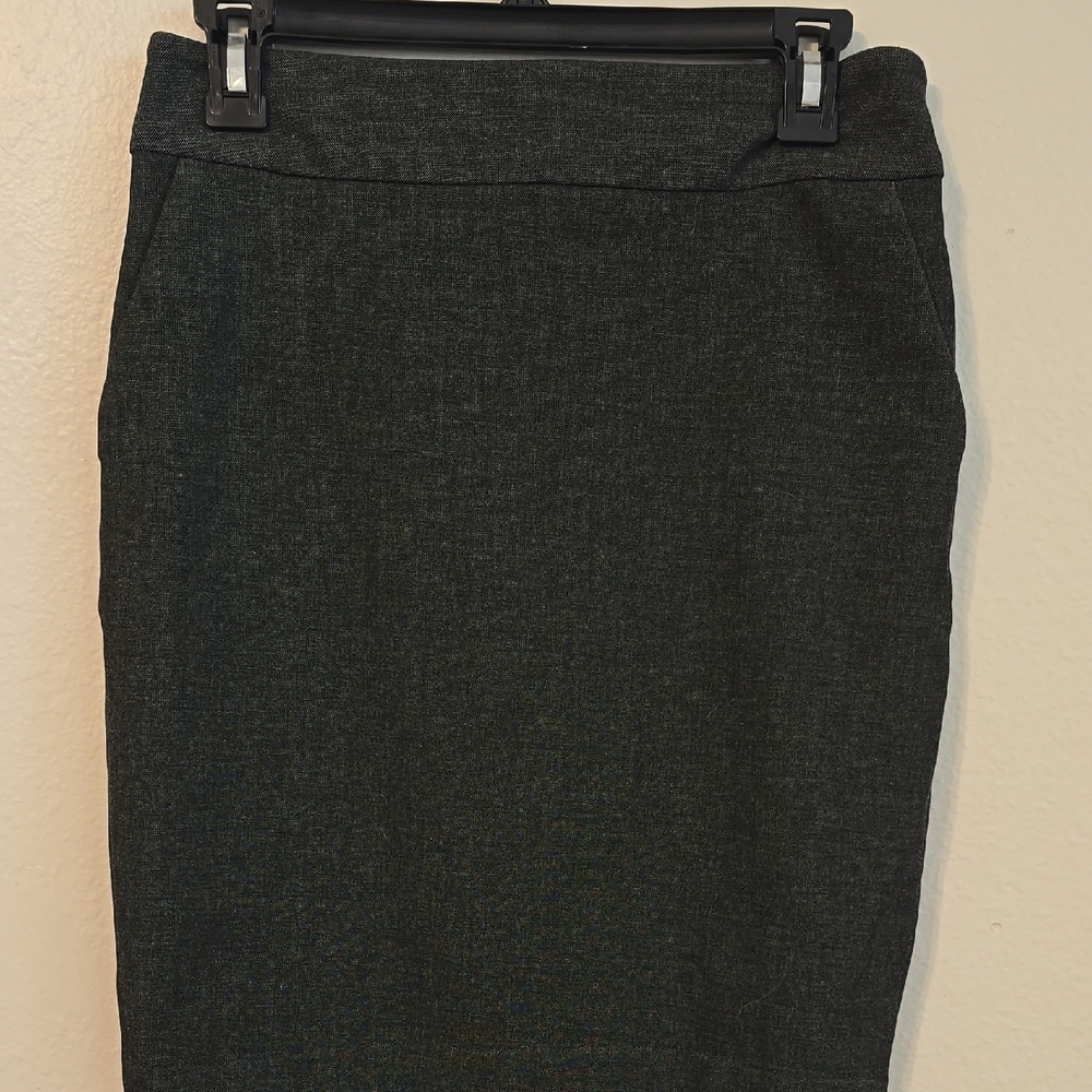 Express Gray Knee-Length Pencil Skirt for Work